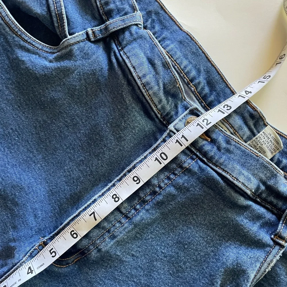 Vintage Cherokee Mom Fit Jean Shorts